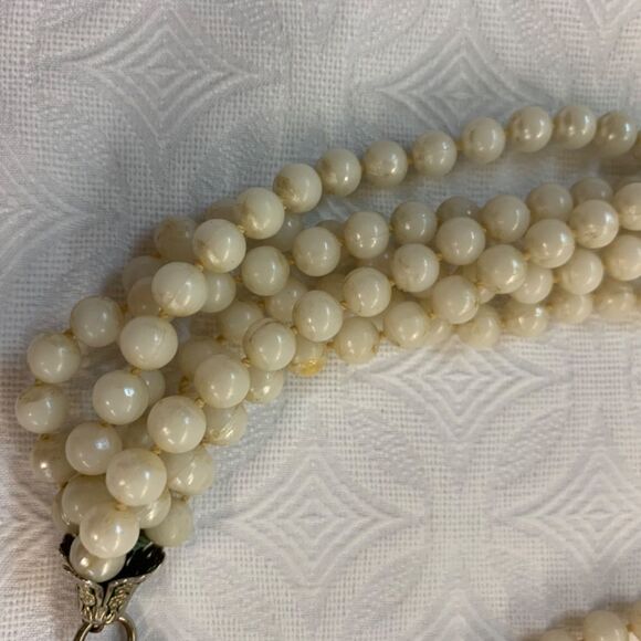 Vintage 1950s Multi Strand Bead Off White Choker Japan Great 4 Up Cycle  (J529) - Picture 6 of 14